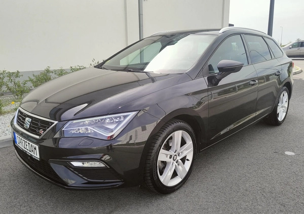 Seat Leon cena 52800 przebieg: 150000, rok produkcji 2019 z Przemyśl małe 781